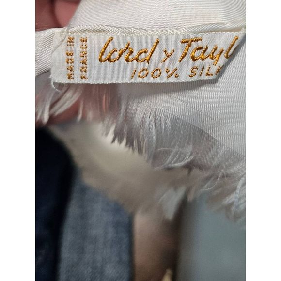 Vintage Sylvia Blanchard For Lord & Taylor Silk Fish Print Scarf - Picture 6 of 6